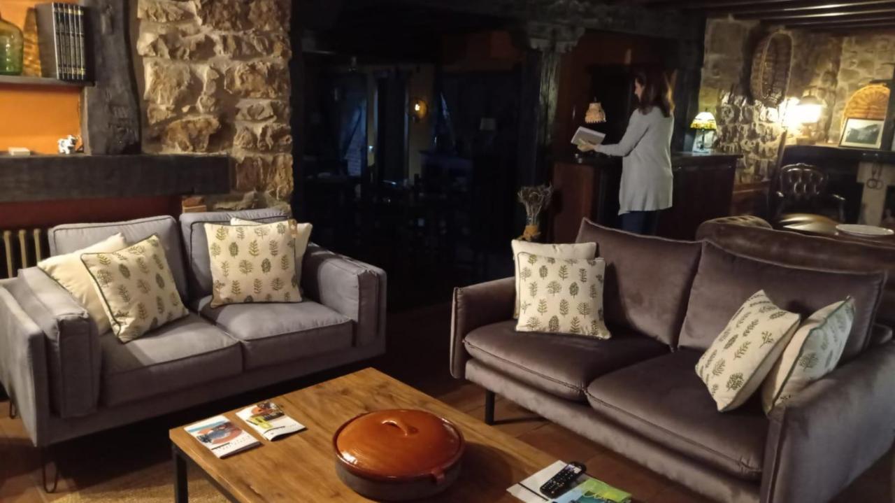Posada Reserva Verde Barcena Mayor Ngoại thất bức ảnh